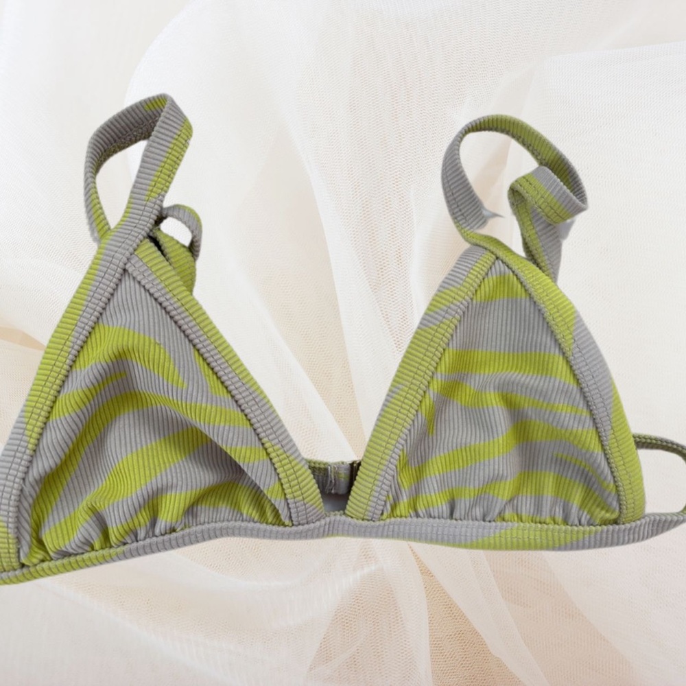 Beach Riot- Mika Bikini Top in Taupe & Yellow Zebra